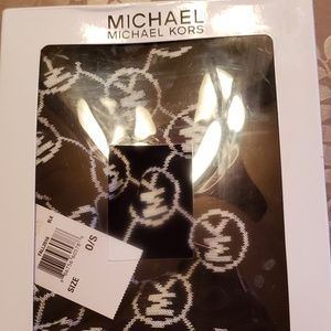 New Michael Kors Scarf and hat